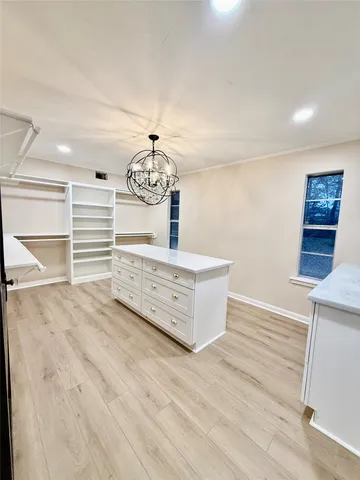 $2,900 | 300 Dunnam Avenue, Cleveland, TX 77327