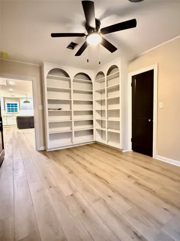 $2,900 | 300 Dunnam Avenue, Cleveland, TX 77327