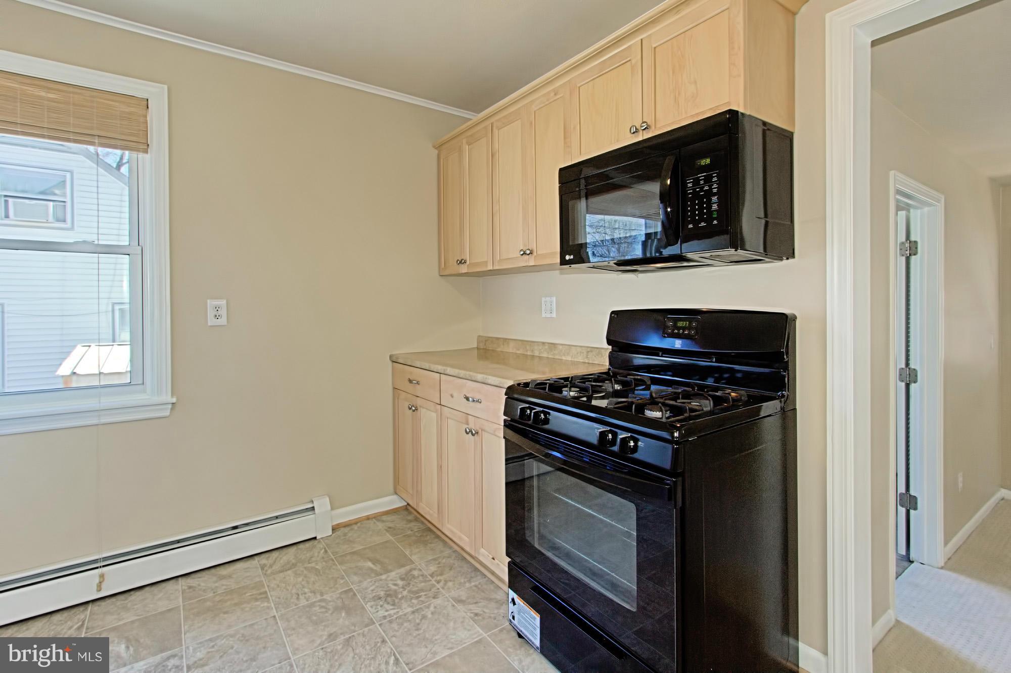6721 Barrett Road Falls Church, VA 22042 - Photo 11 of 28 Kitchen
