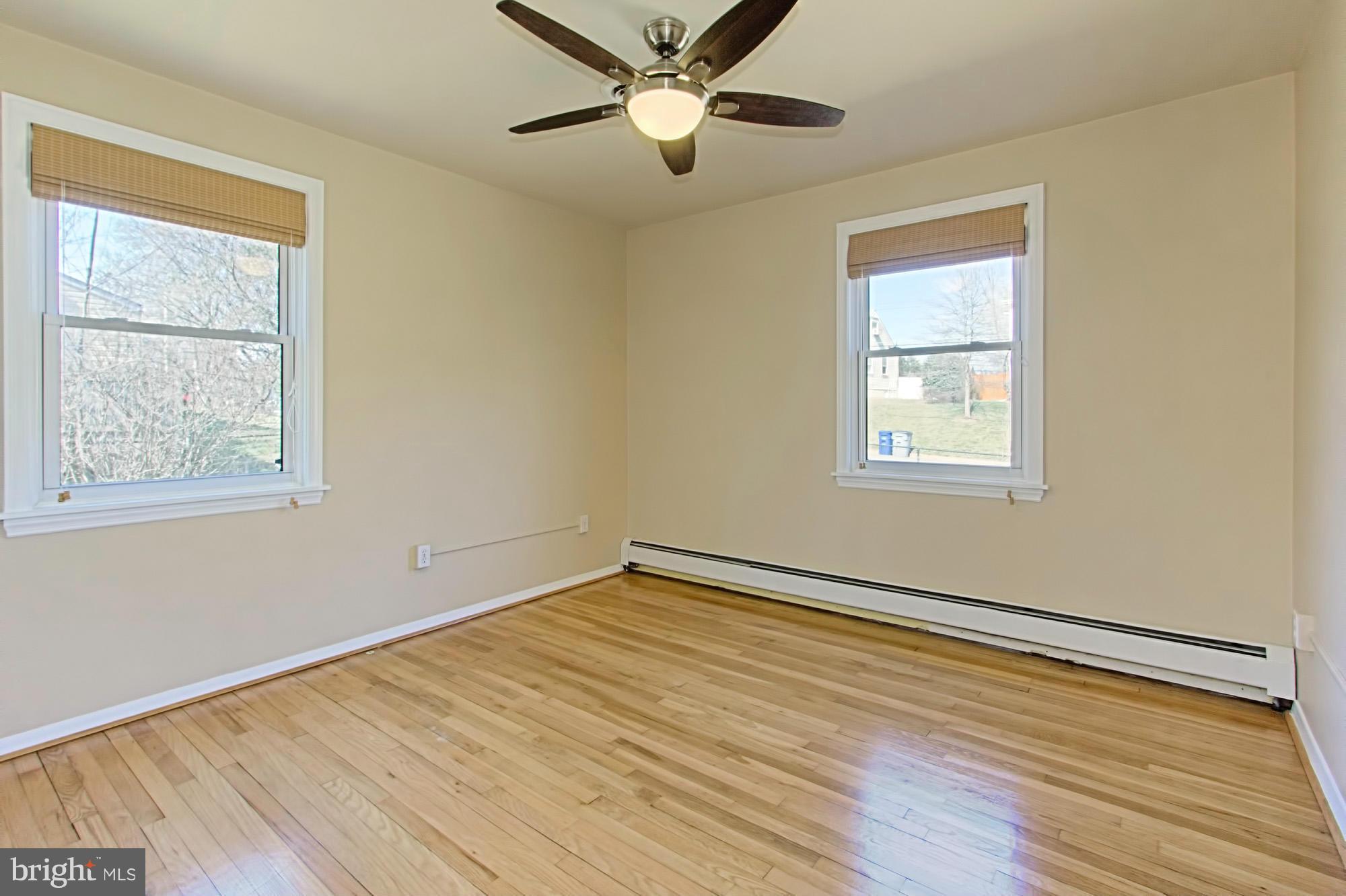 6721 Barrett Road Falls Church, VA 22042 - Photo 15 of 28 Bedroom (Master)