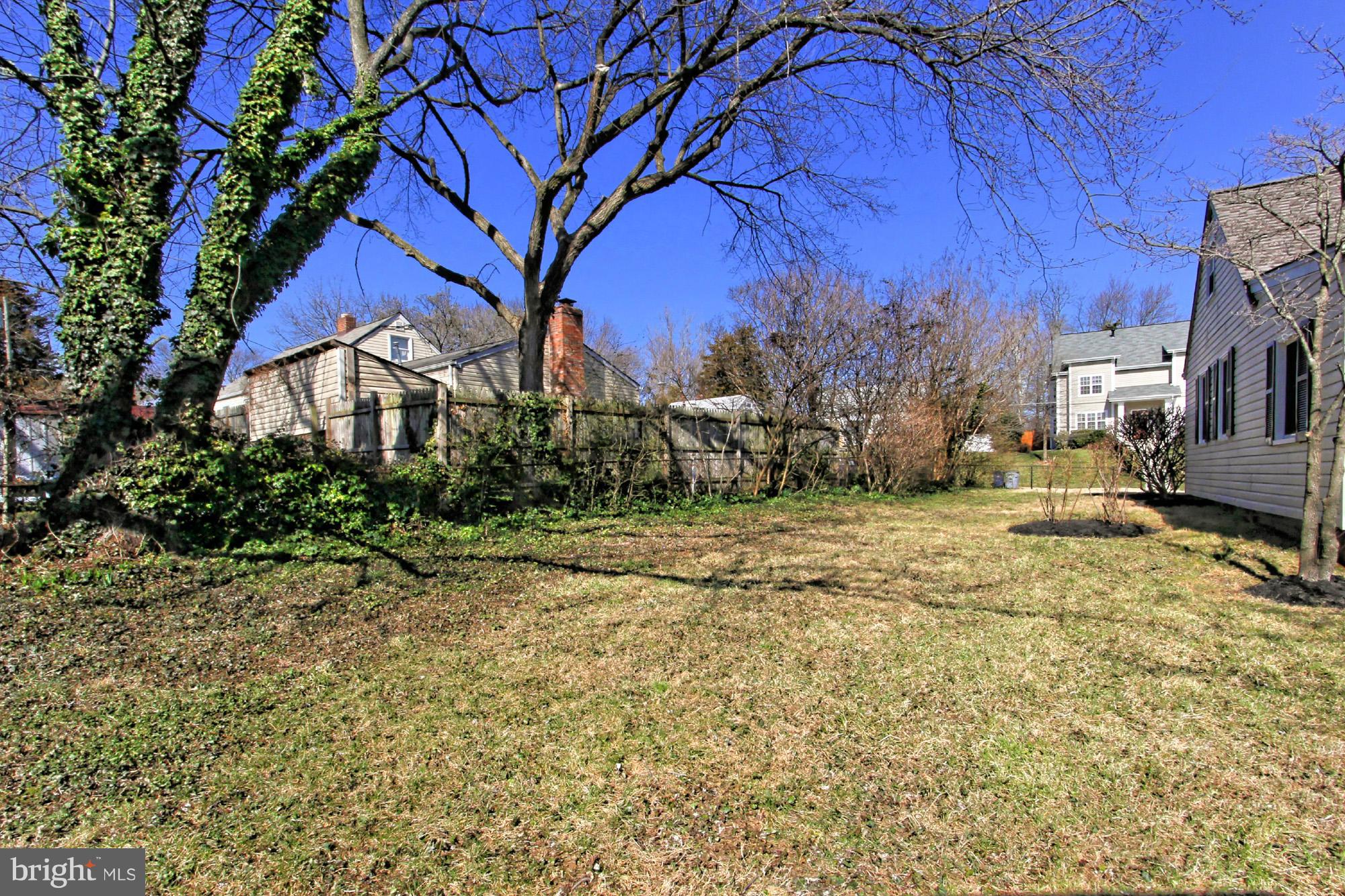 6721 Barrett Road Falls Church, VA 22042 - Photo 28 of 28 Exterior (Rear)