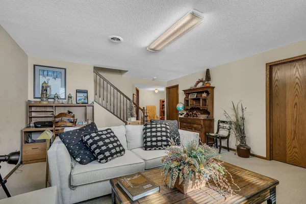 $715,000 | 7711 North Shore Drive, Spicer, MN 56288