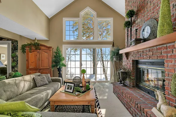 $715,000 | 7711 North Shore Drive, Spicer, MN 56288
