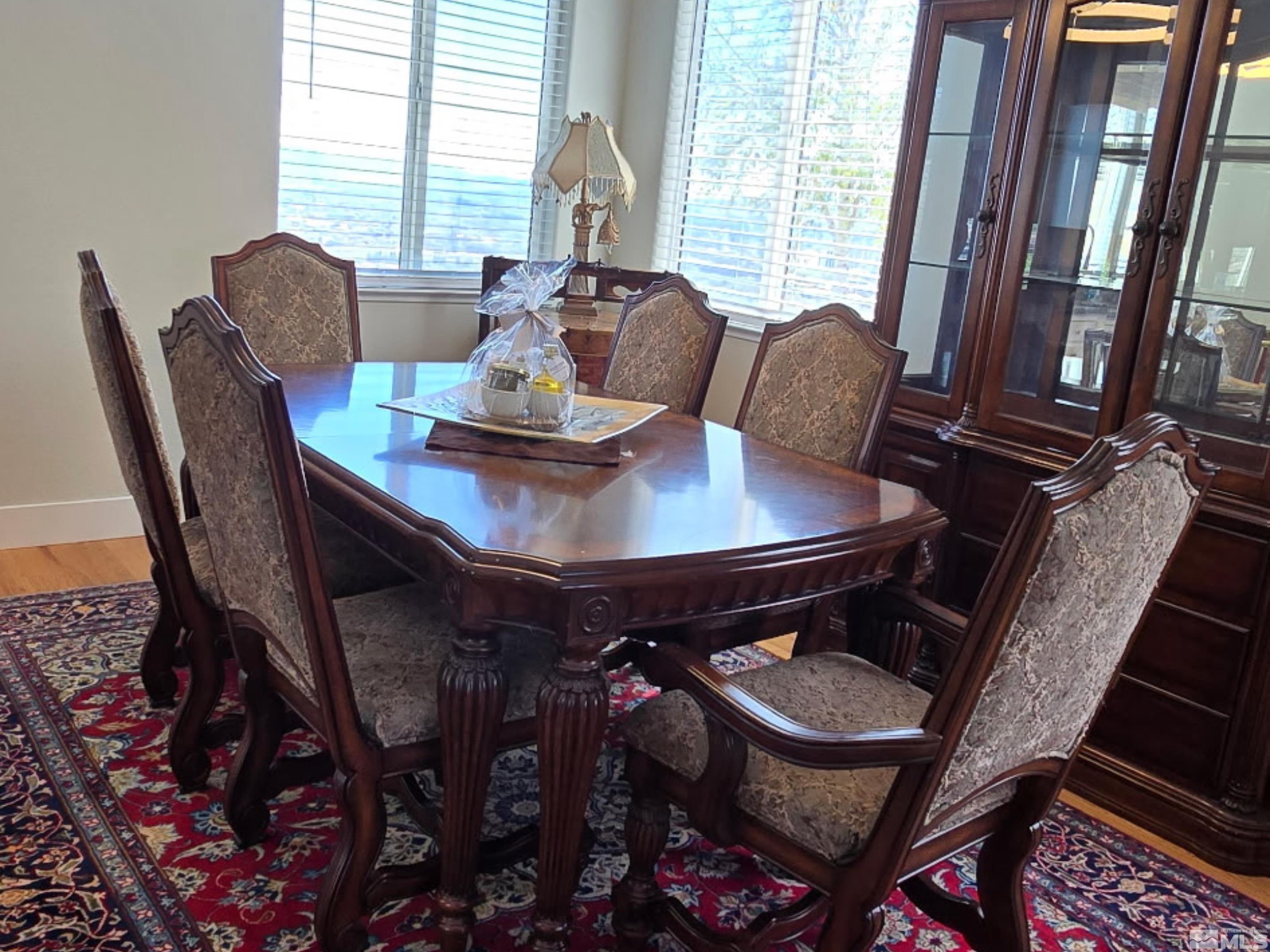 1006 University Place Reno, NV 89512 - Photo 23 of 38 a view of a dining room with furniture and window