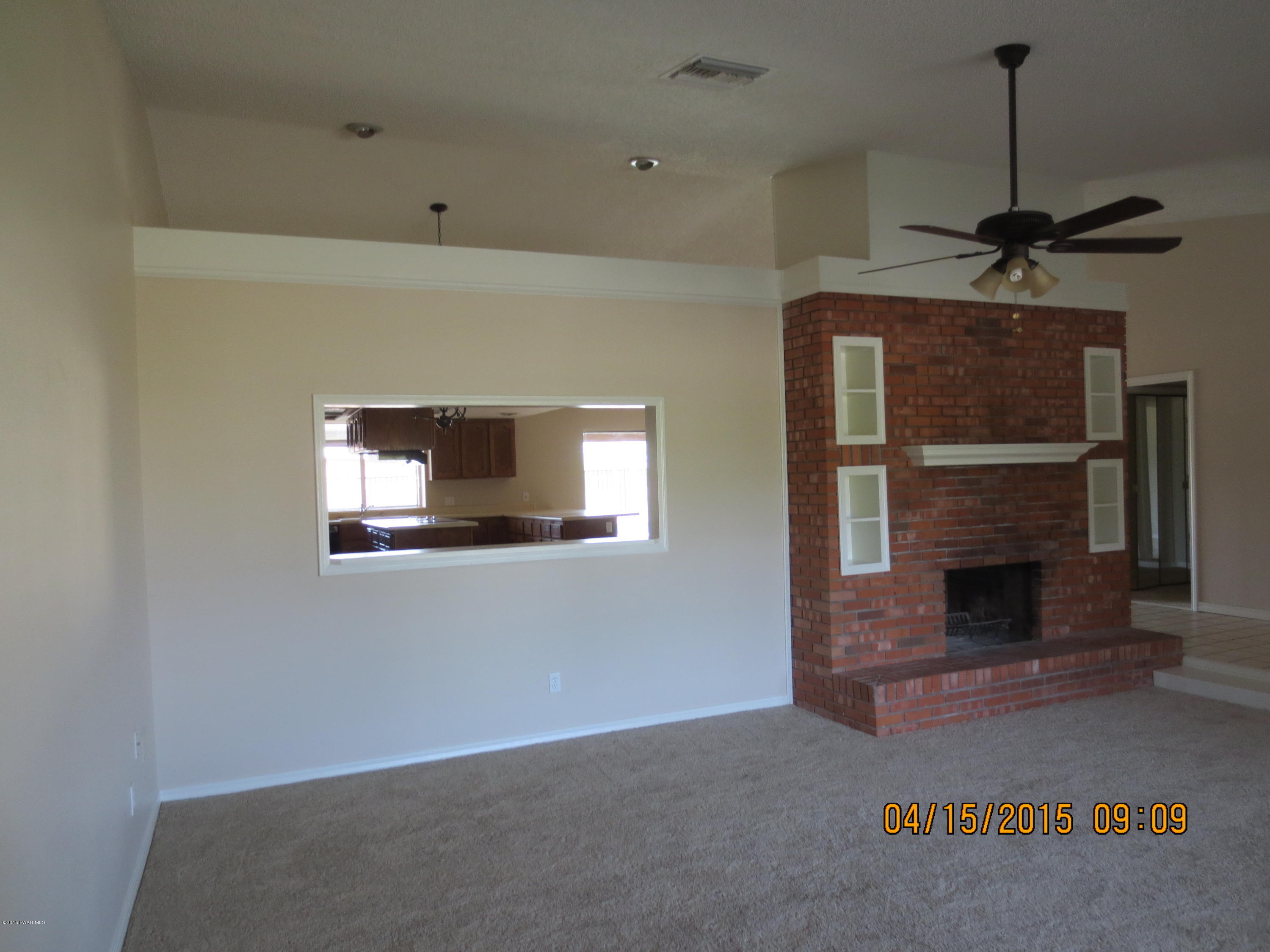6316 West Vineyard Road Laveen, AZ 85339 - Photo 15 of 44 FrontRoom4