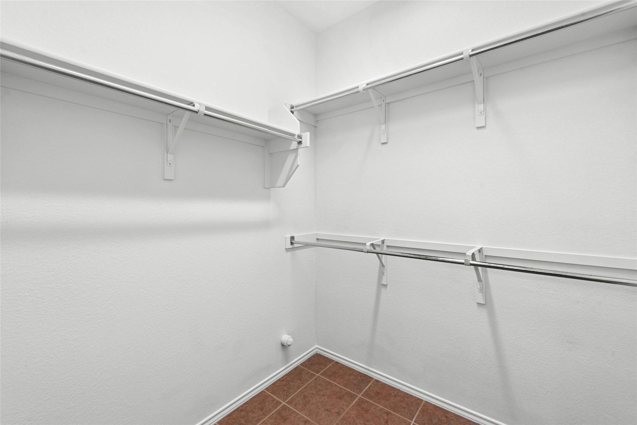 516 Crockett Loop Georgetown, TX 78633 - Photo 22 of 40 Main Closet #2