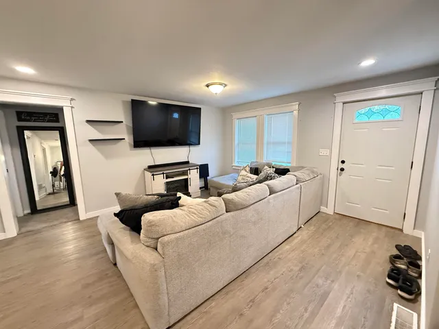 $150,000 | 114 North High Street, Galena, IL 61036