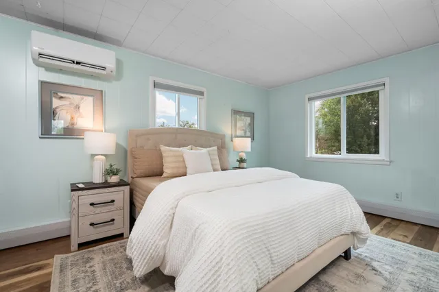 $749,000 | 4405 Shoreview Lane, Whitmore Lake, MI 48189