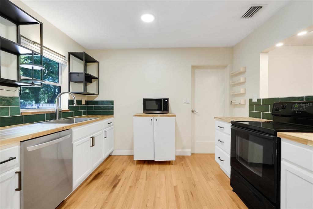 1818 Garvin Street Orlando, FL 32803 - Photo 12 of 35