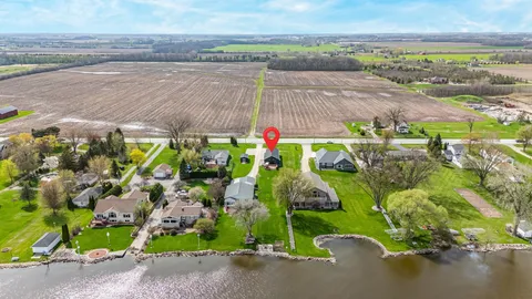 $869,000 | N8805 Lakeshore Drive, Van Dyne, WI 54979