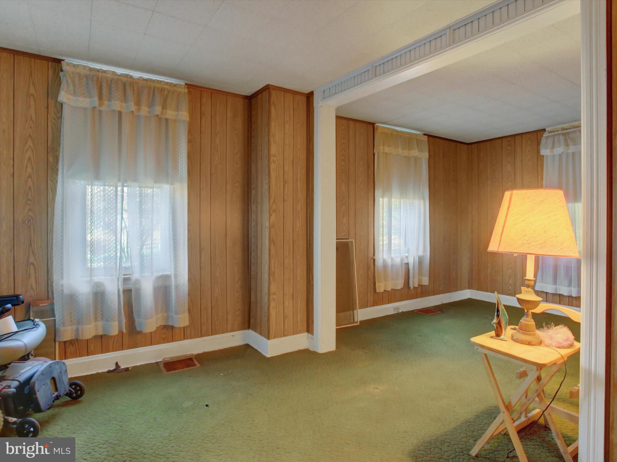 13740 Lower Edgemont Road Waynesboro, PA 17268 - Photo 12 of 34 a view of an empty room with a window