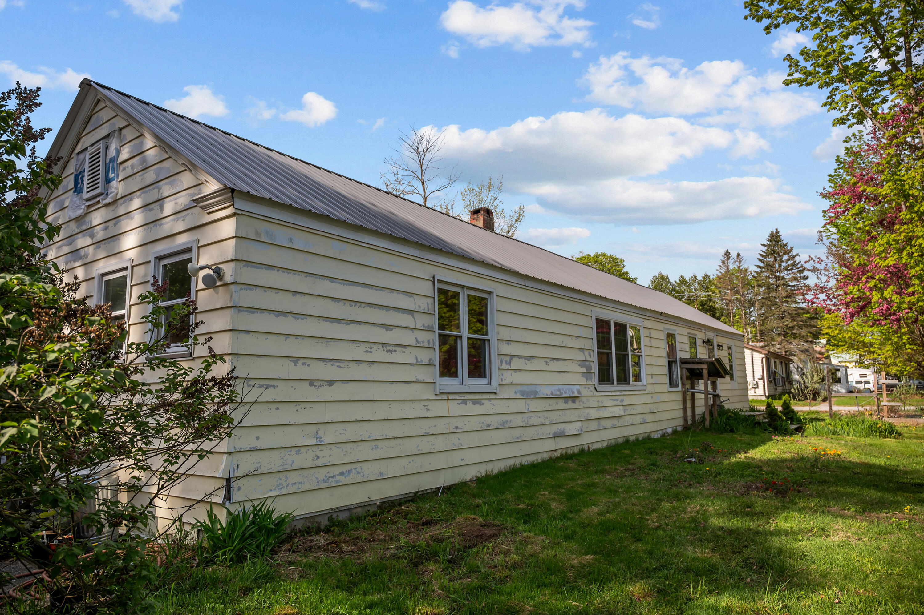 138 Main Street Brownfield, ME 04010 - Photo 5 of 37 AVA_0354_1