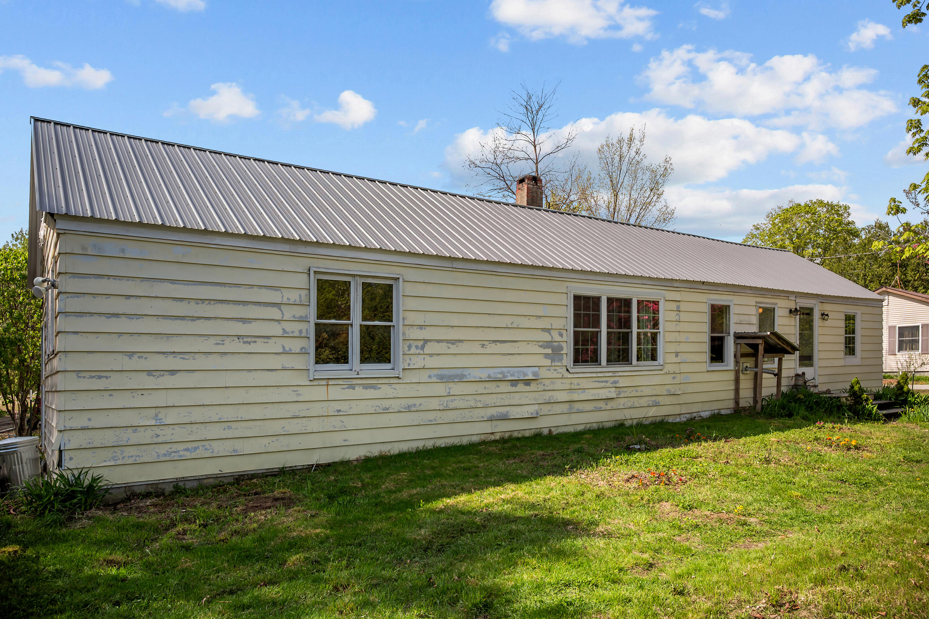 138 Main Street Brownfield, ME 04010 - Photo 9 of 37 AVA_0459_1