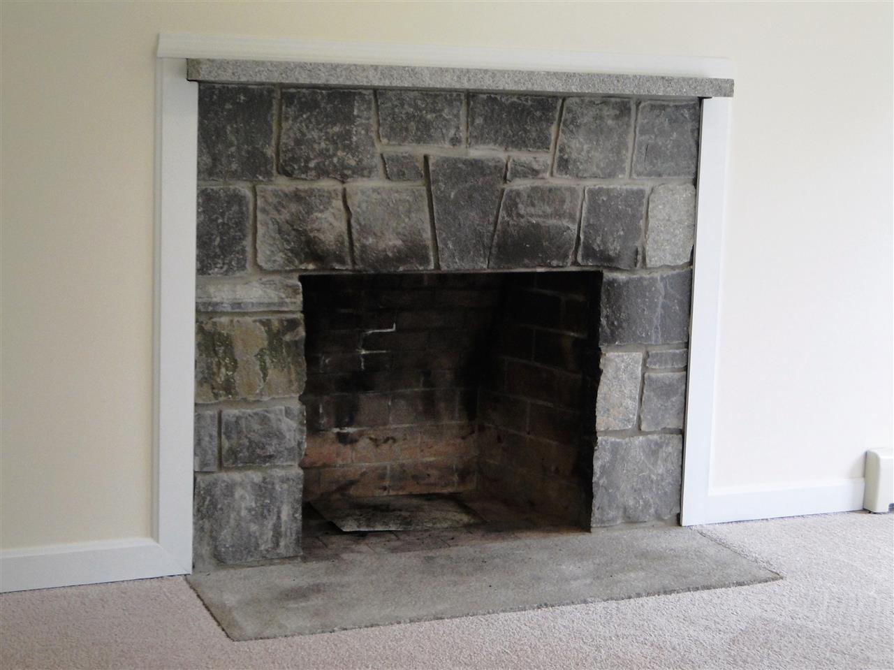 465 Raccoon Hill Road Salisbury, NH 03268 - Photo 11 of 35