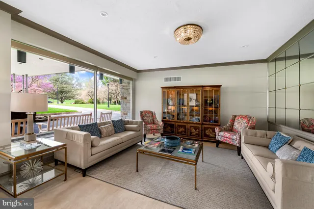 $150,000 | 3601 Greenway, Unit 1, Baltimore, MD 21218