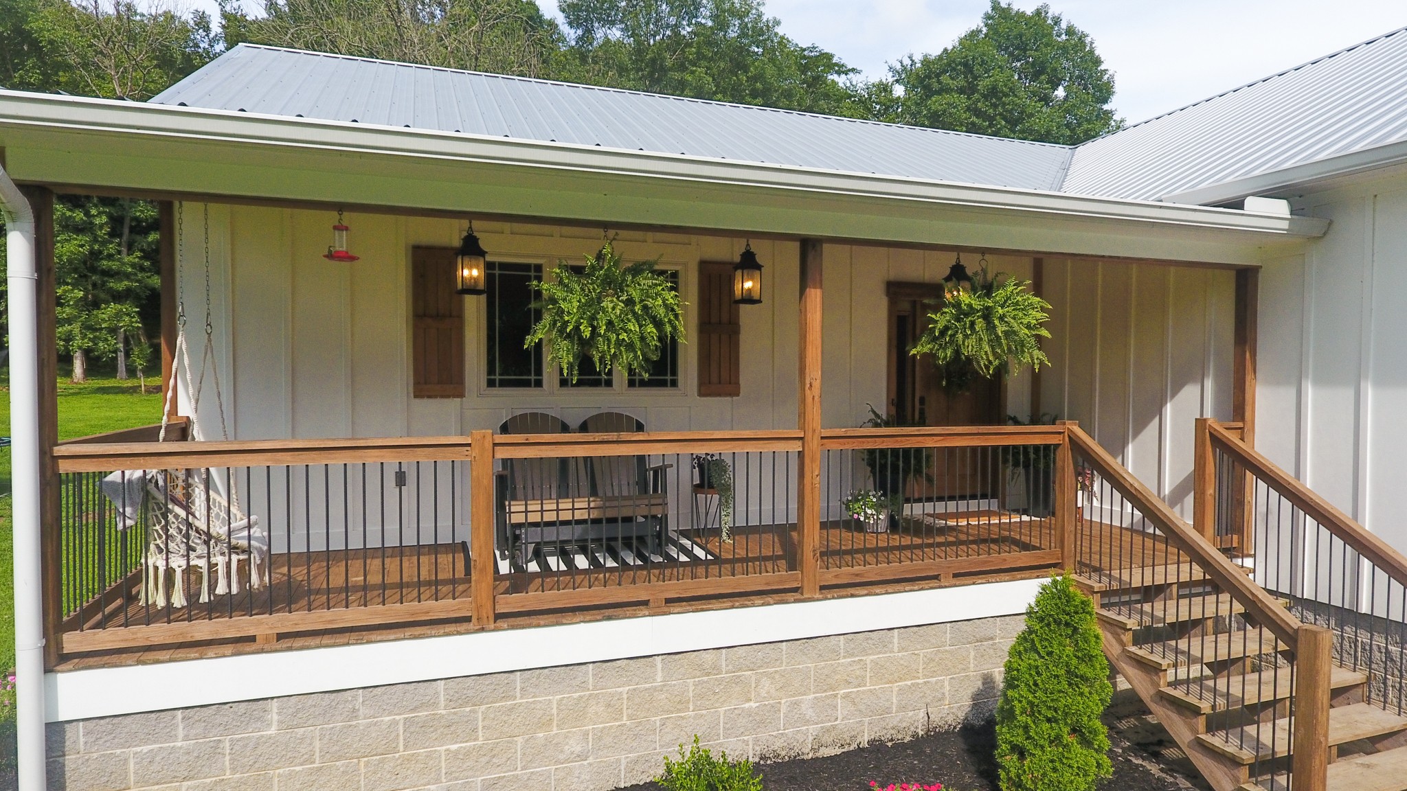 3 Blue Smith Road Petersburg, TN 37144 - Photo 3 of 37 a view of balcony with furniture