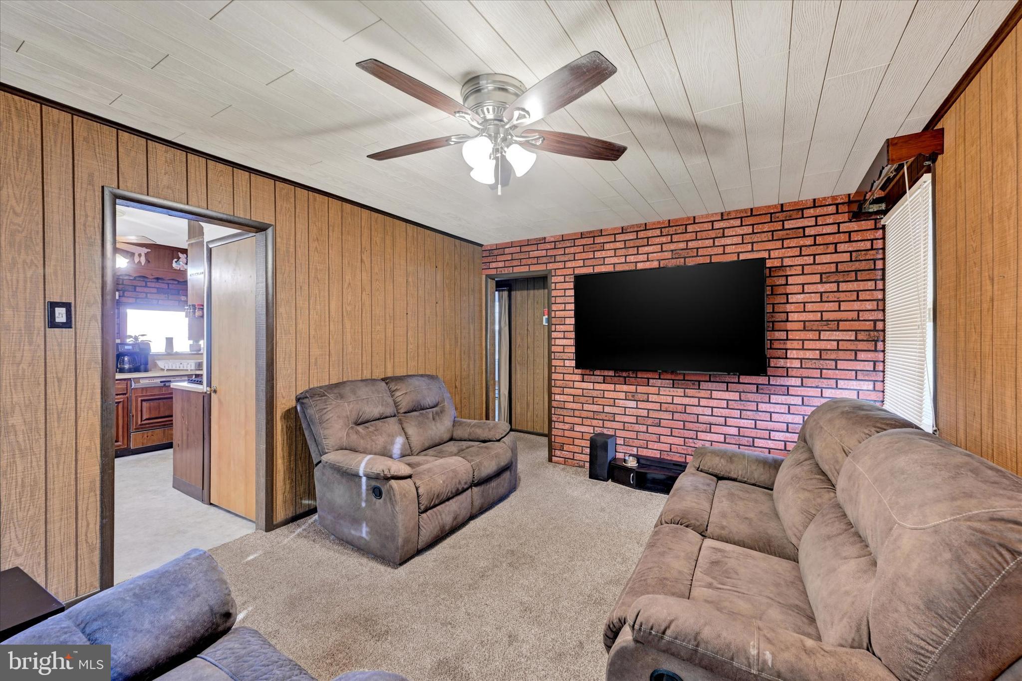 3104 Sollers Point Road Dundalk, MD 21222 - Photo 10 of 35