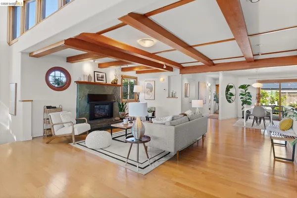 $1,695,000 | 1085 Creston Road, Berkeley, CA 94708