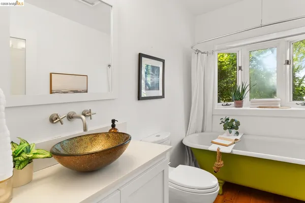 $1,695,000 | 1085 Creston Road, Berkeley, CA 94708