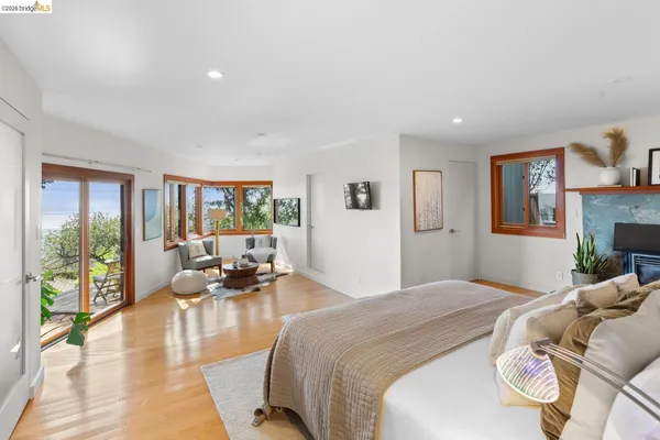 $1,695,000 | 1085 Creston Road, Berkeley, CA 94708