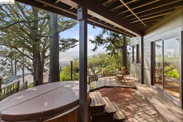 $1,695,000 | 1085 Creston Road, Berkeley, CA 94708