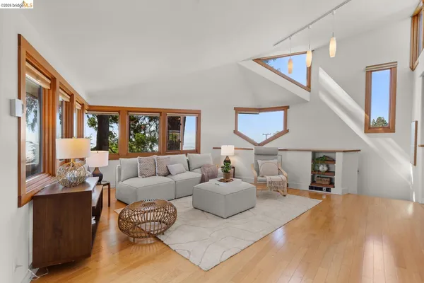 $1,695,000 | 1085 Creston Road, Berkeley, CA 94708