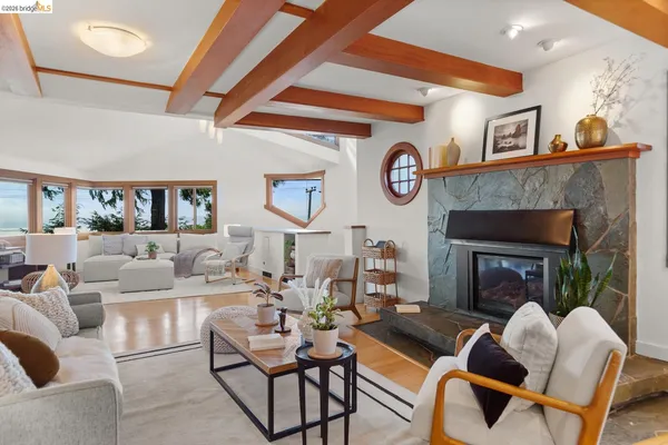 $1,695,000 | 1085 Creston Road, Berkeley, CA 94708