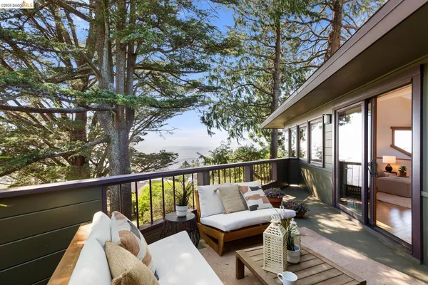 $1,695,000 | 1085 Creston Road, Berkeley, CA 94708