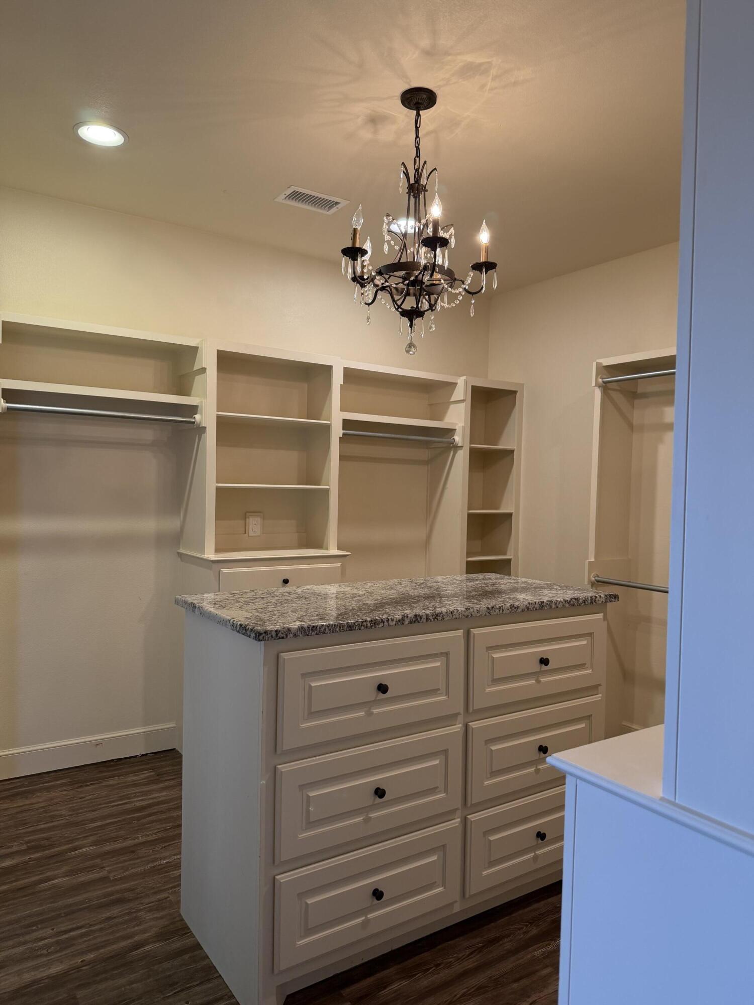 1131 17th Street Shallowater, TX 79363 - Photo 5 of 6 IMG_6618