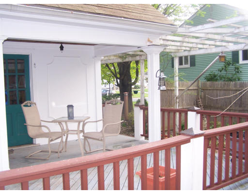 27 Davidson Road Framingham, MA 01701 - Photo 18 of 24