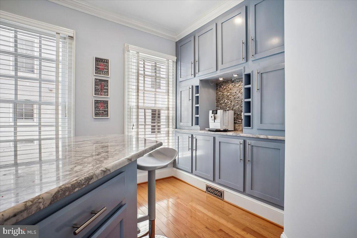 412 Pendleton Street Alexandria, VA 22314 - Photo 18 of 48 Charming kitchen with modern elegance.