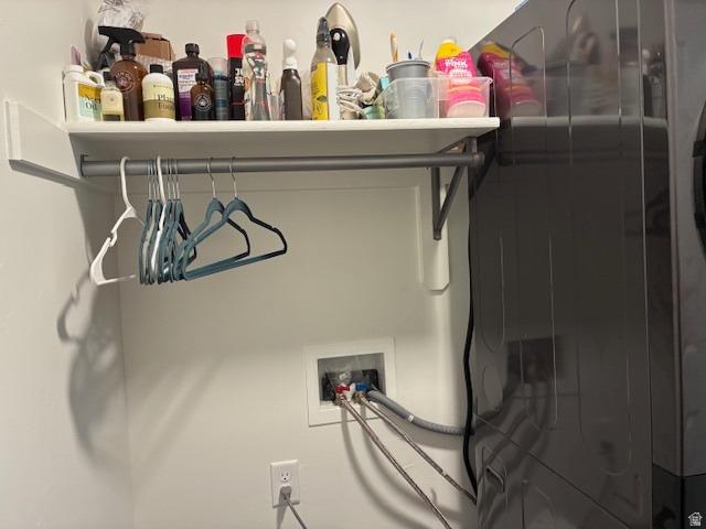1249 West 1820th Street South Logan, UT 84321 - Photo 14 of 15 Laundry area with washer / dryer