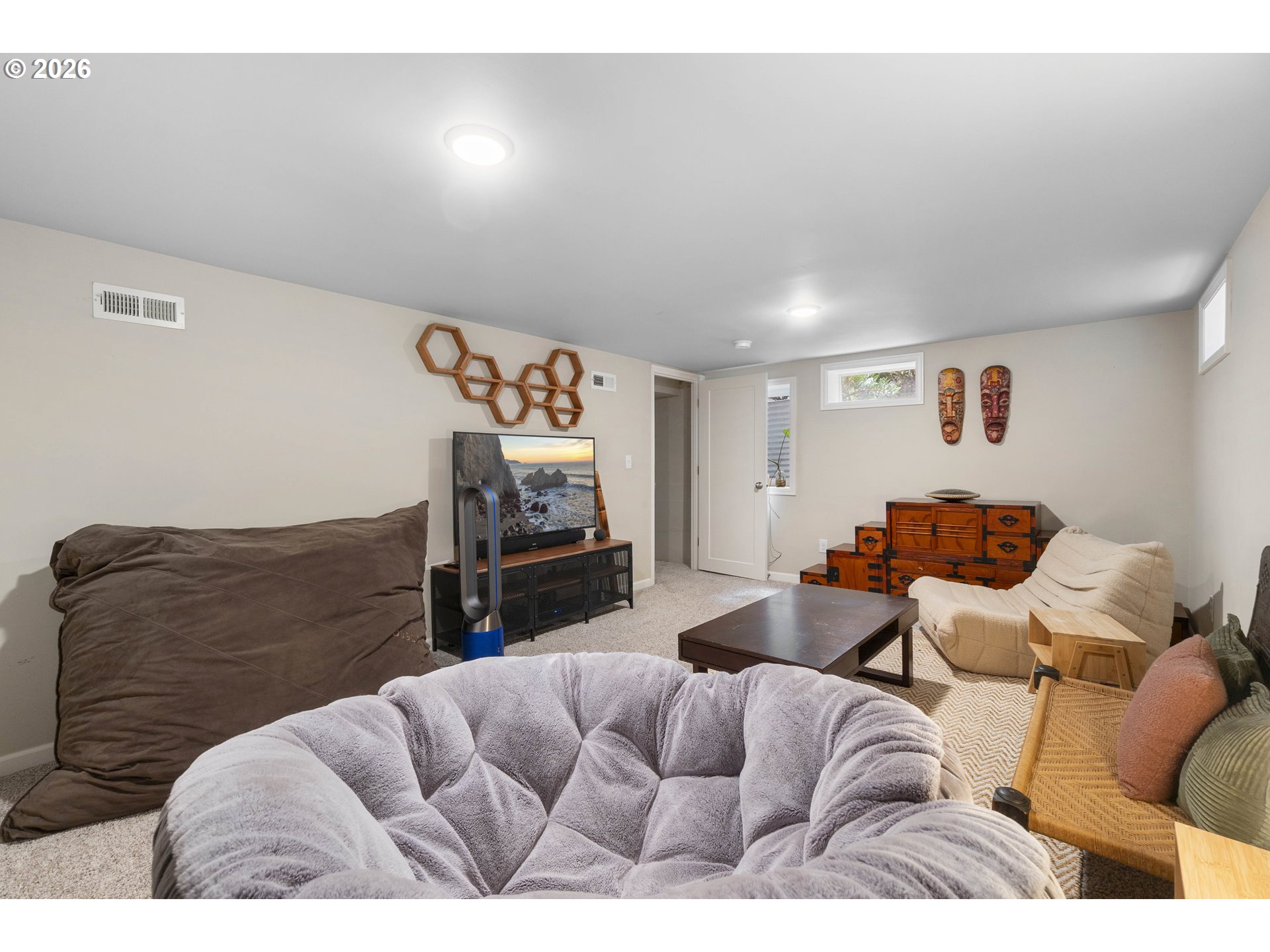 8435 Southwest 11th Avenue Portland, OR 97219 - Photo 40 of 47