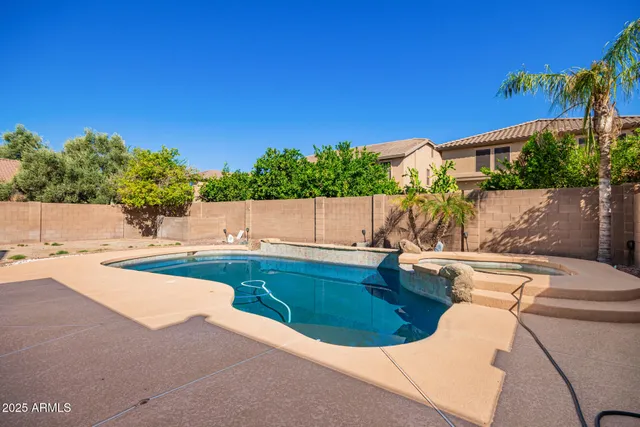 $3,200 | 7842 West Andrea Drive, Peoria, AZ 85383