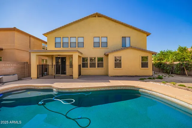 $3,200 | 7842 West Andrea Drive, Peoria, AZ 85383