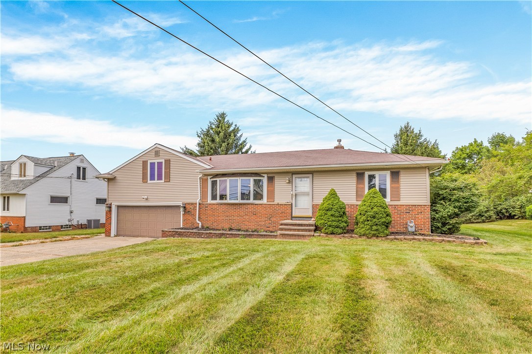 15730 Whitney Road Strongsville, OH 44136 - Photo 2 of 34 Gallery Image 2