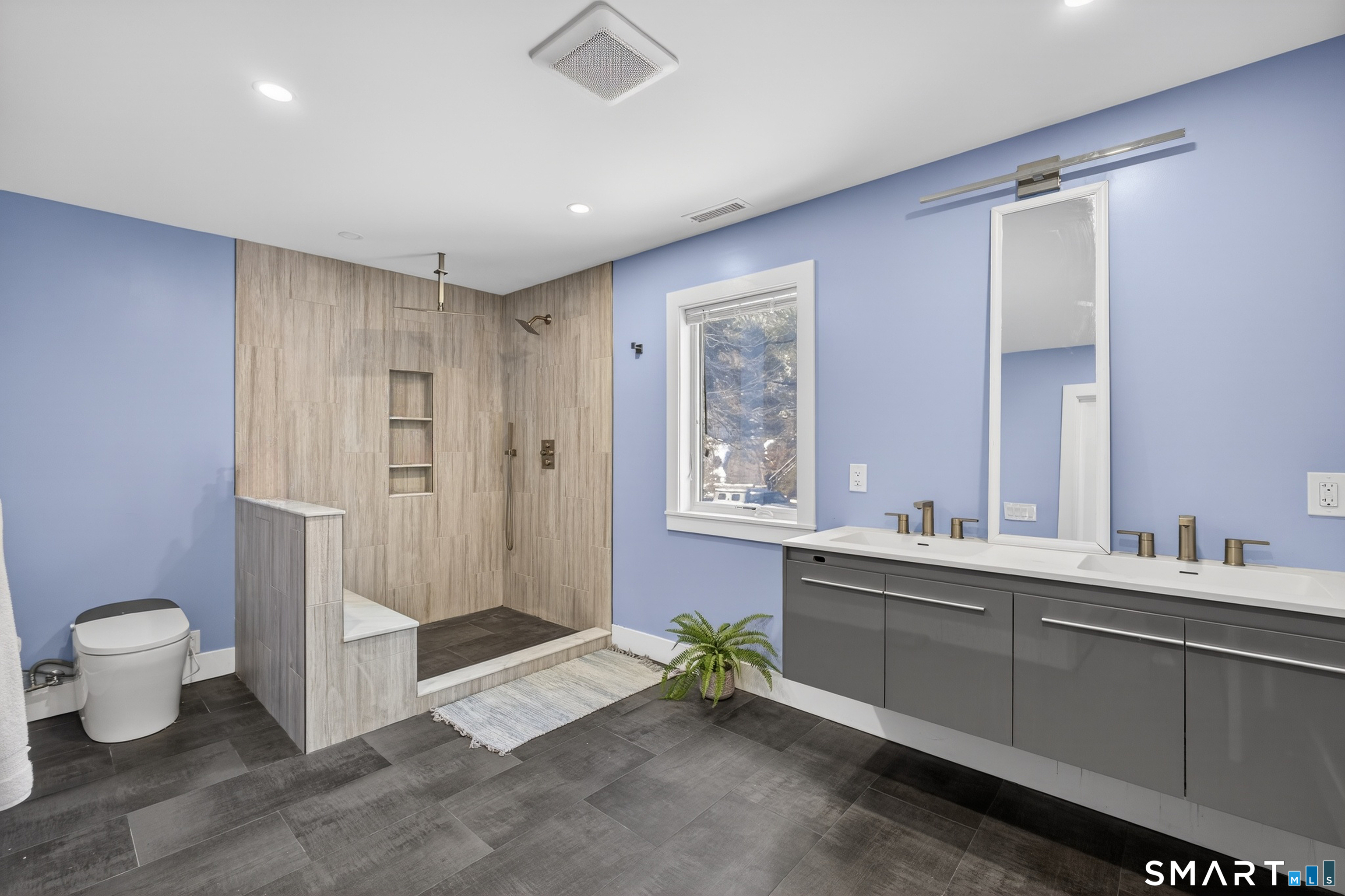 16 Cornwall Road Norwalk, CT 06850 - Photo 17 of 40