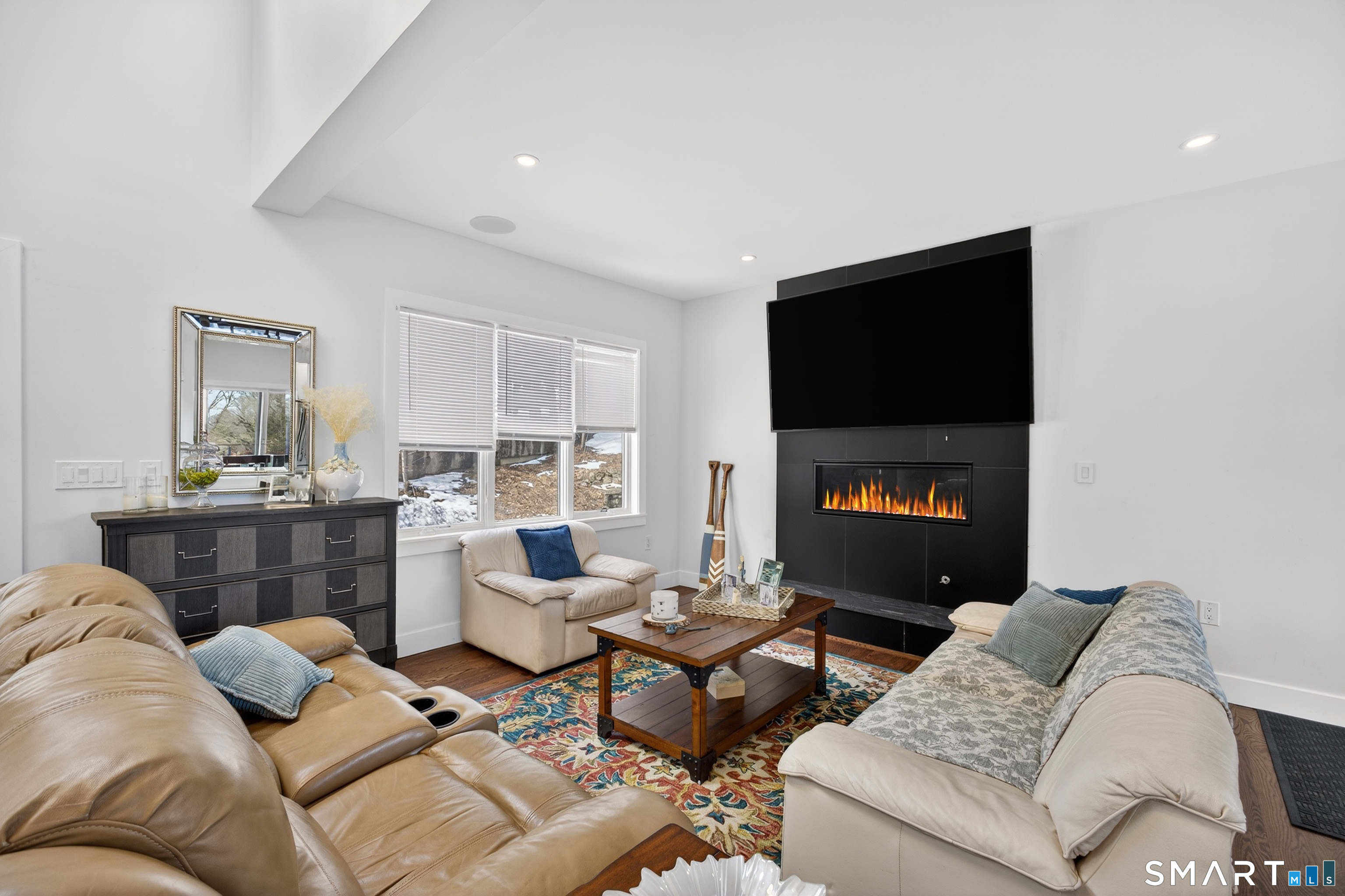 16 Cornwall Road Norwalk, CT 06850 - Photo 8 of 40