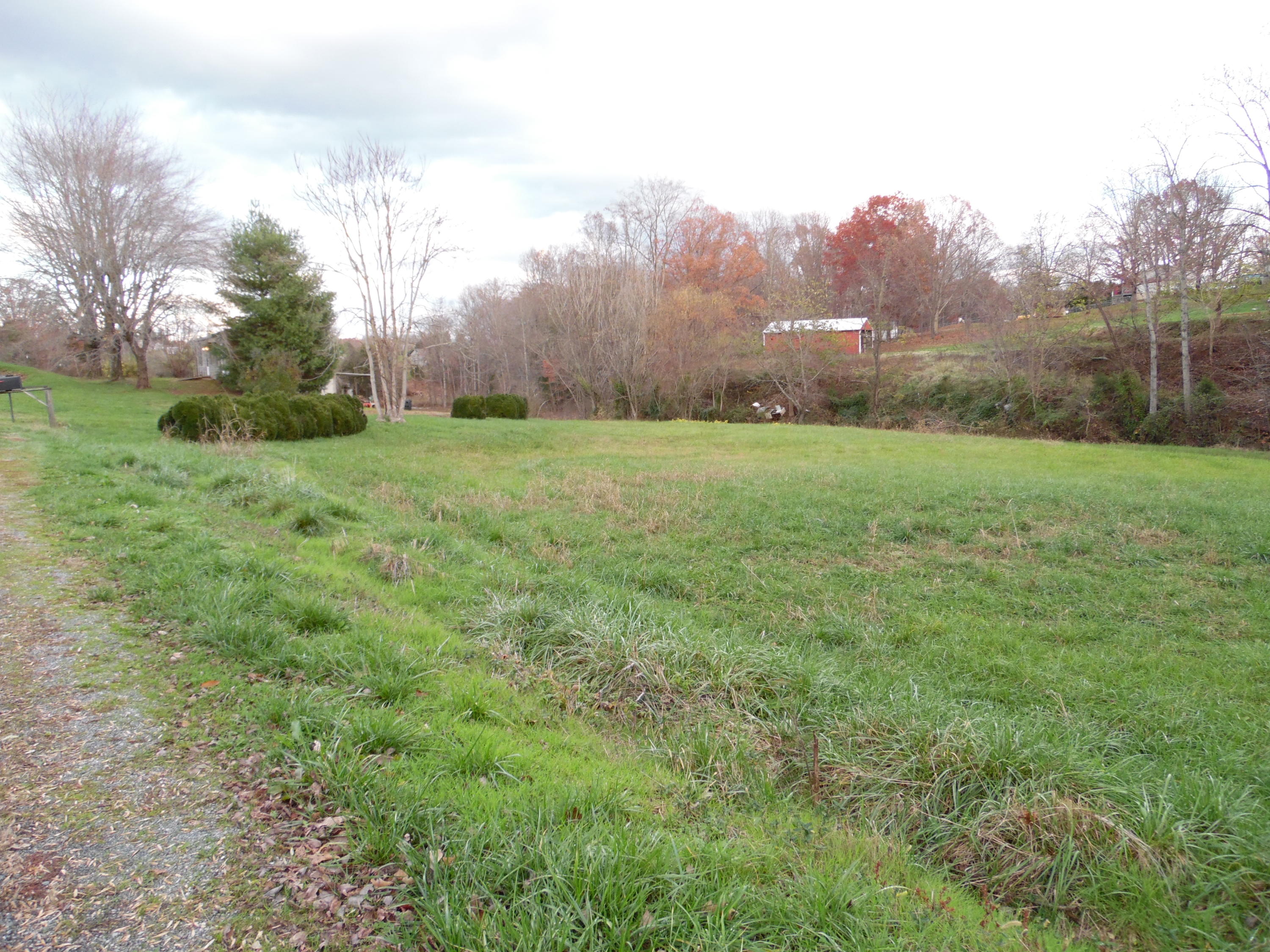 2556 Mead Valley Road Moneta, VA 24121 - Photo 3 of 36 SAM_0036