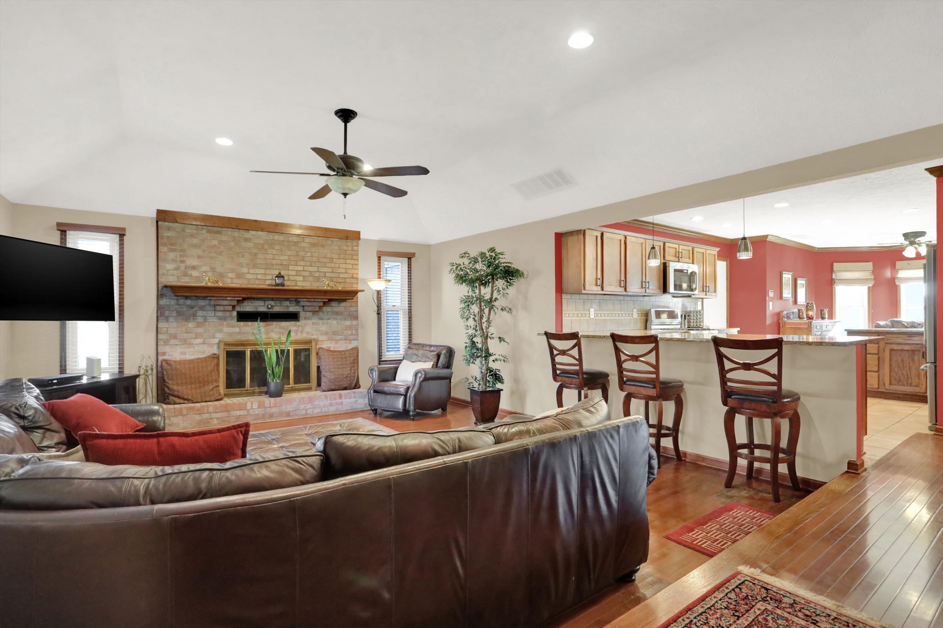 10221 Thompson Road Indianapolis, IN 46239 - Photo 11 of 68 Gallery Image 11