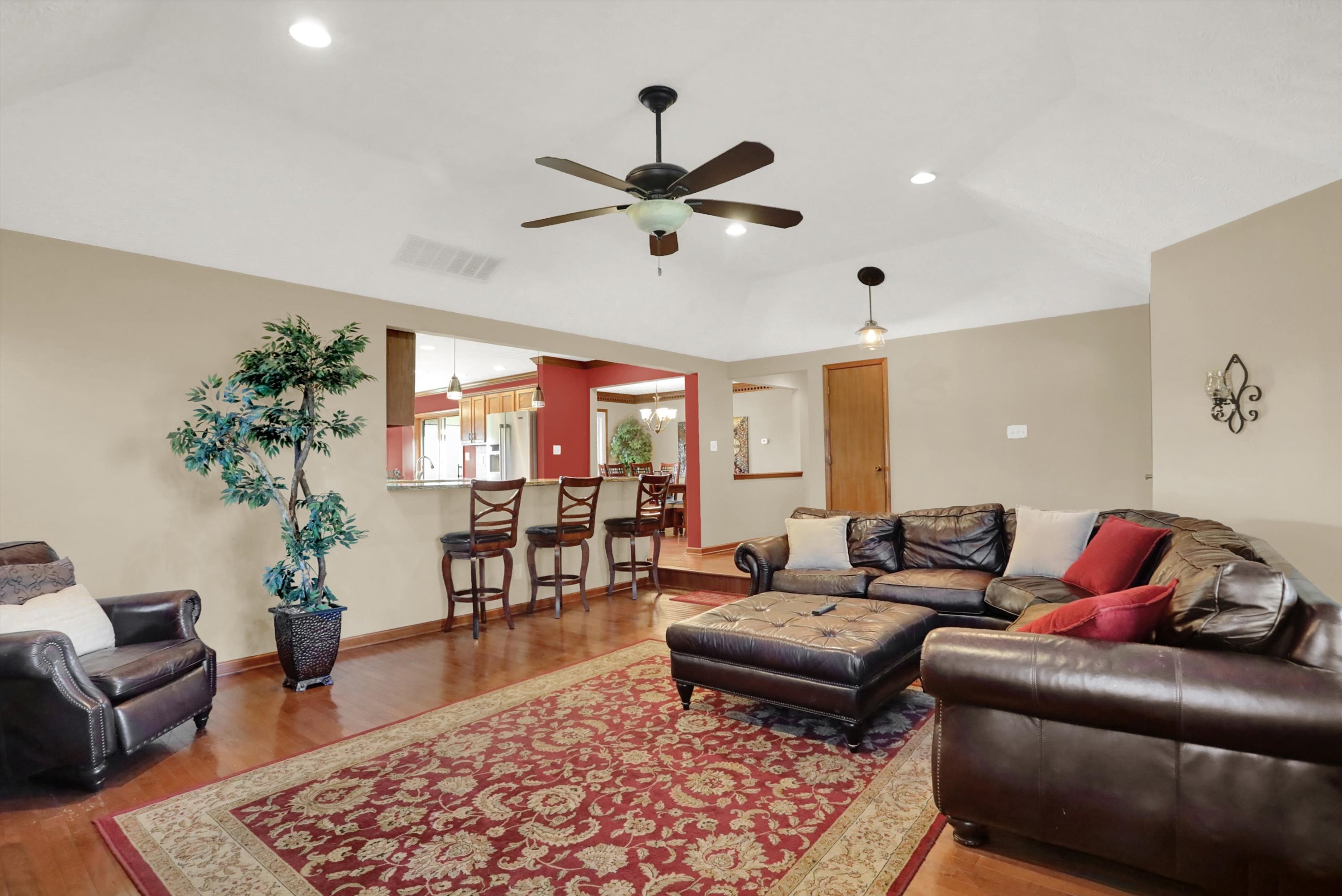 10221 Thompson Road Indianapolis, IN 46239 - Photo 13 of 68 Gallery Image 13