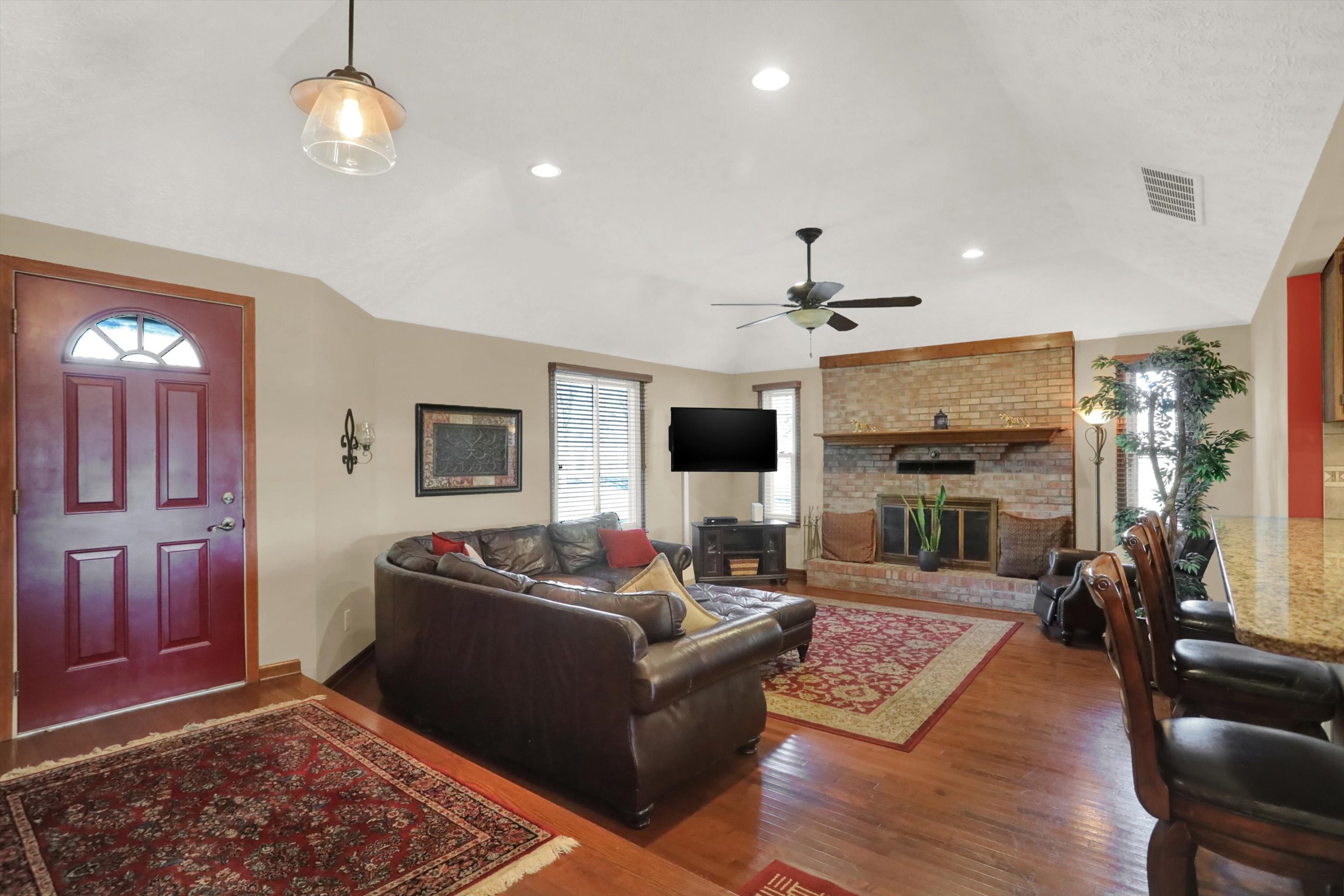 10221 Thompson Road Indianapolis, IN 46239 - Photo 8 of 68 Gallery Image 8