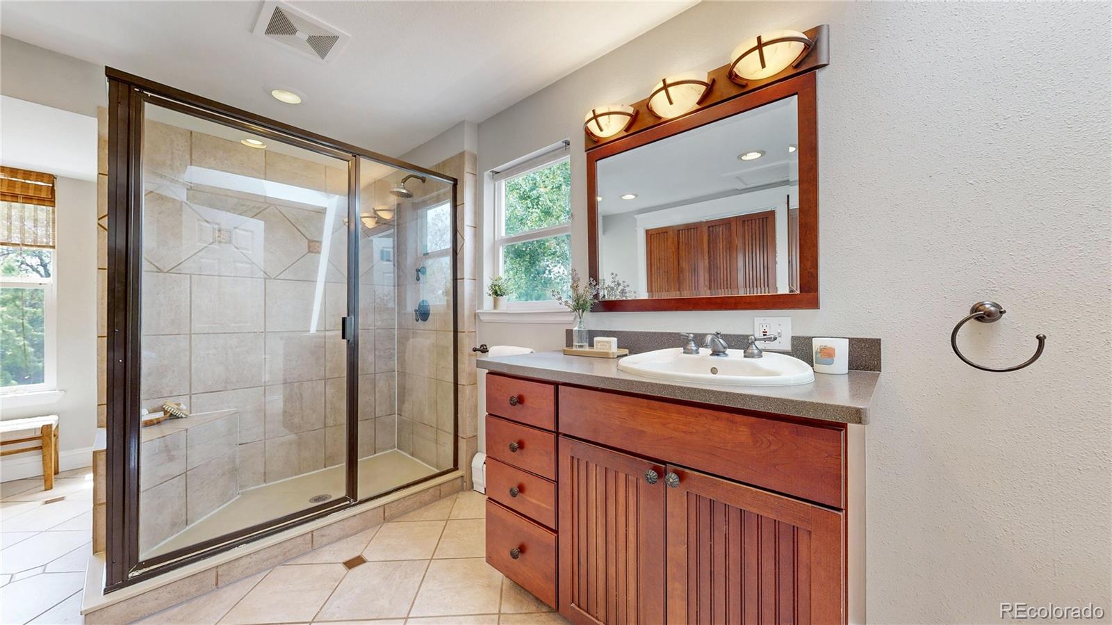 218 South Emerson Street Denver, CO 80209 - Photo 29 of 47