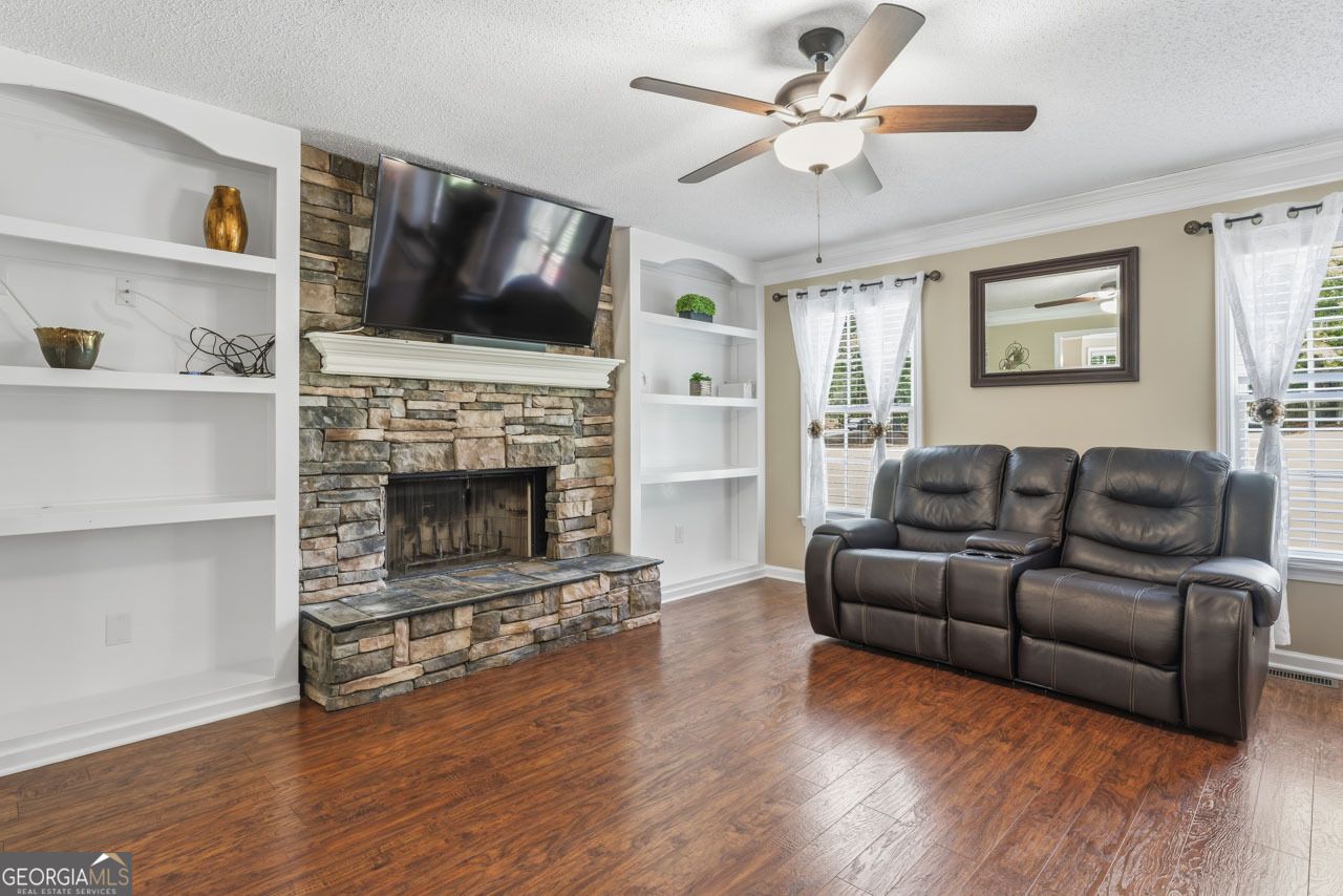 25 Pates Lake Way Hampton, GA 30228 - Photo 7 of 30