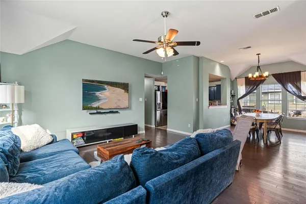 $339,000 | 810 Maples Avenue, McKinney, TX 75069