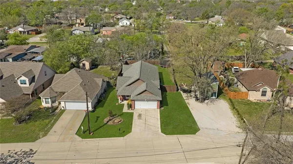 $339,000 | 810 Maples Avenue, McKinney, TX 75069