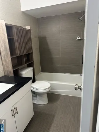 $3,500 | 319 Palisade Avenue, Unit 301, Cliffside Park, NJ 07010