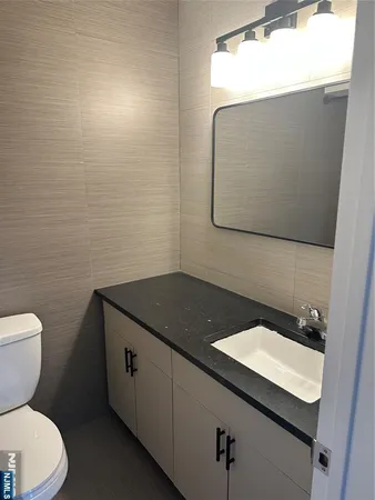 $3,500 | 319 Palisade Avenue, Unit 301, Cliffside Park, NJ 07010