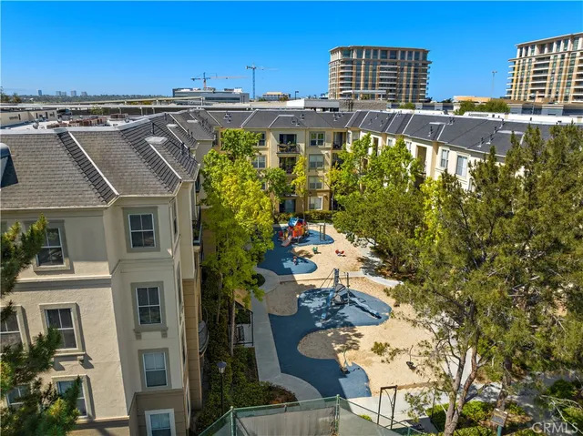 $650,000 | 3247 Watermarke Place, Irvine, CA 92612