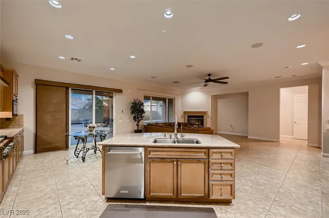 $1,175,000 | 2764 Kilwinning Drive, Henderson, NV 89044